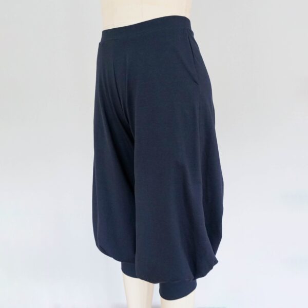 Cuffed Baggy Pants for stretch fabrics Sewing Pattern/Downloadable PDF File and Tutorial Book - Image 7